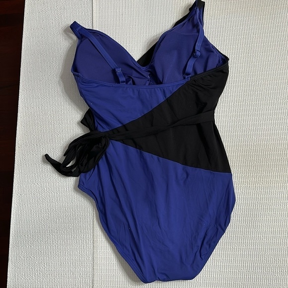 Coco Reef Contours Appeal Shape-wear One Piece Swimsuit 14/38D Cross-Over Tie - Picture 14 of 16
